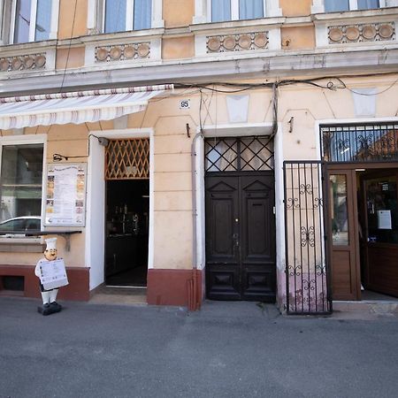 Studio Manzur Braşov Exteriör bild